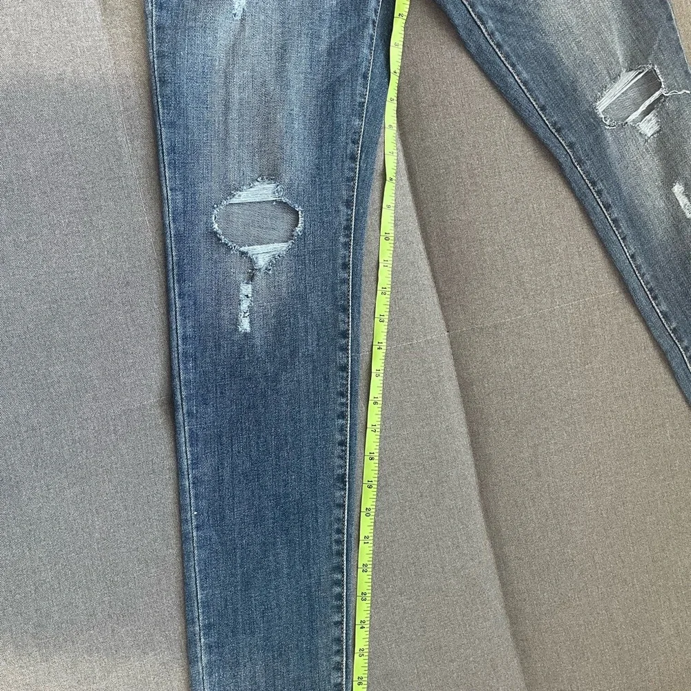 Levi's Blue Skinny Jeans for Women - Picture 5 of 6